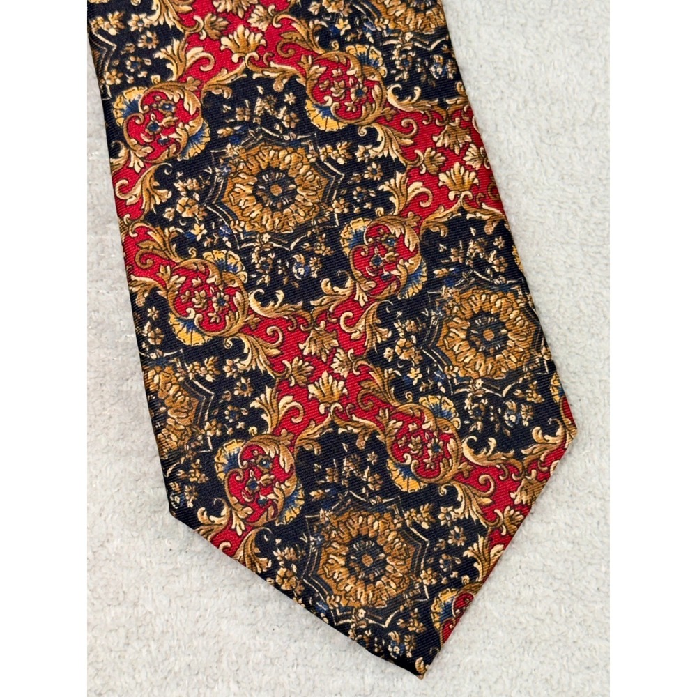 Aquascutum London Mens Silk Tie Red Gold Navy Blue Baroque Medallion Ornate‎ Tie